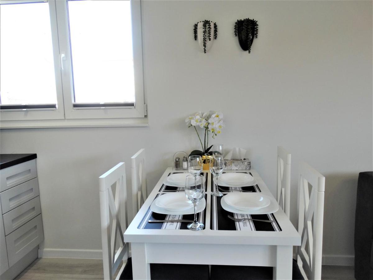 Apartament Centrum 슈비노우이스쳬 외부 사진